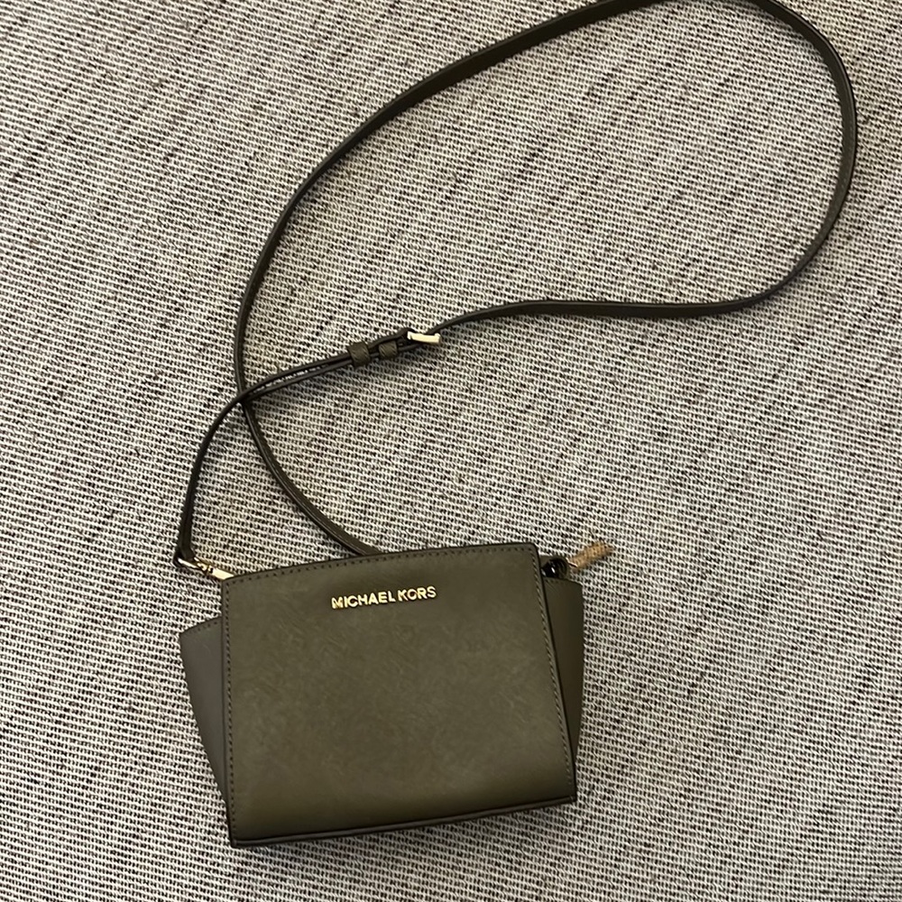 Like new MK small saffiano leather crossbody bag